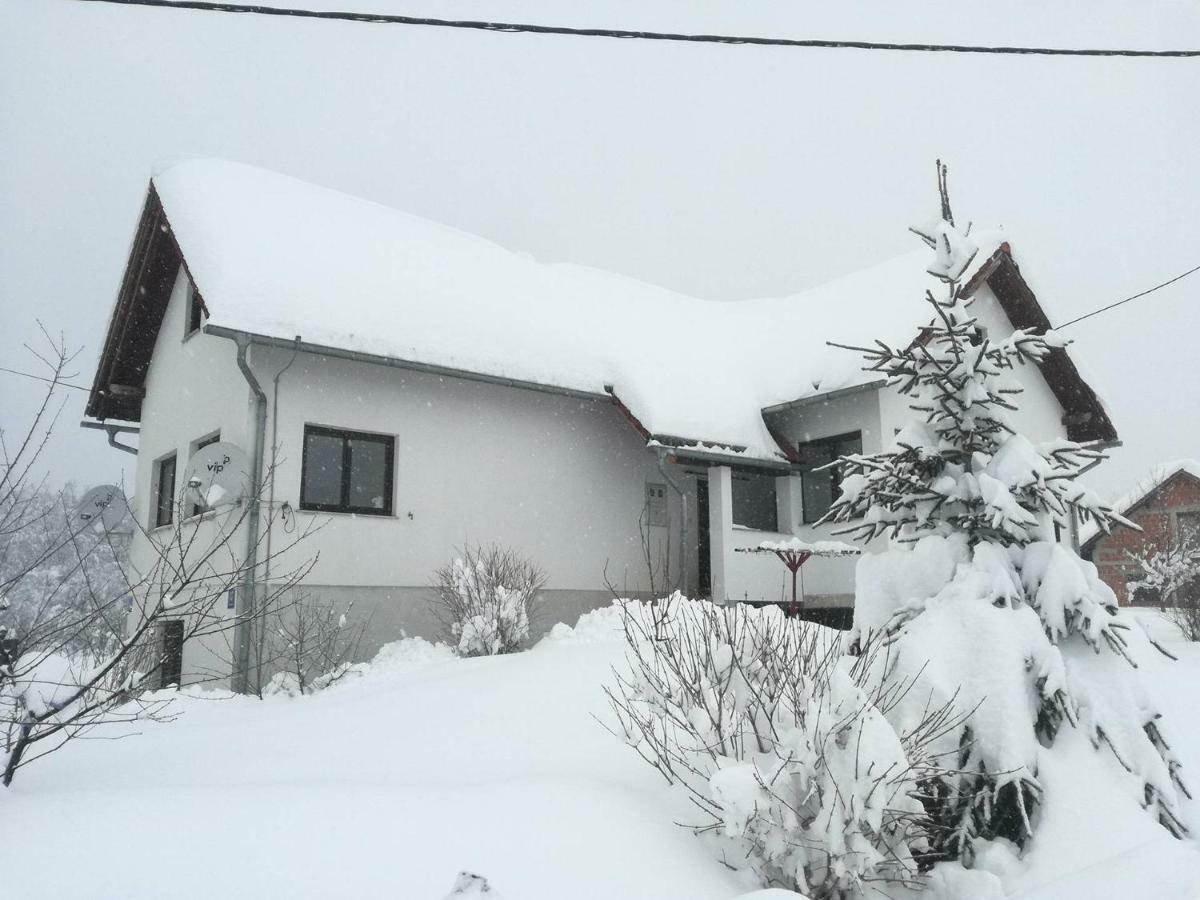 Apartment Stjepan Rakovica Exterior photo